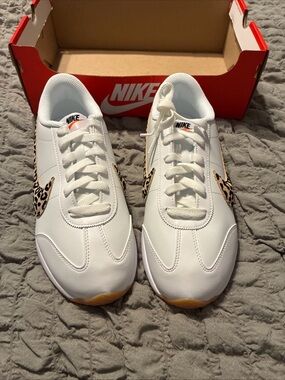 Nike ladies pacific LTR sneakers size 10